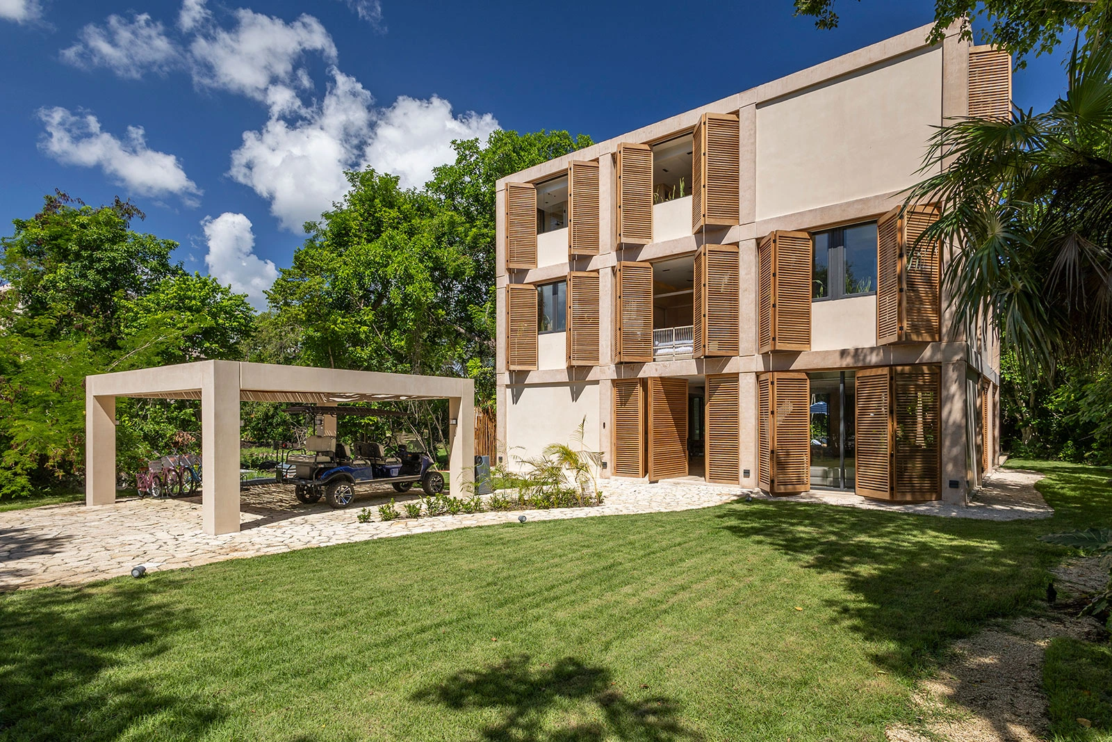 Palm Villa in Playa Del Carmen, Riviera Maya — villa photo 25